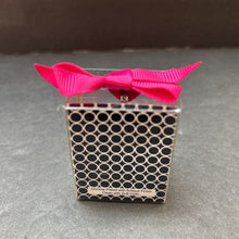 Load image into Gallery viewer, Flip Flop Charm (NEW)
