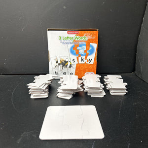 Match It! 3 Letter Words 20 Self-Correcting Puzzle Sets