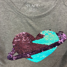 Load image into Gallery viewer, Reverse Sequin Heart Top

