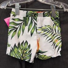 Load image into Gallery viewer, Leaf Print Shorts

