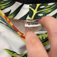 Load image into Gallery viewer, Leaf Print Shorts
