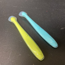 Load image into Gallery viewer, 2pk Silicone Spoons
