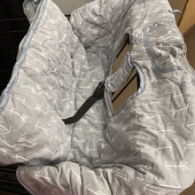 Load image into Gallery viewer, Arrow Print Shopping Cart/High Chair Cover (Icopuca)
