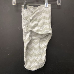 Chevron Swaddle Wrap (Comfy Cubs)