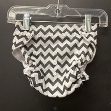 Load image into Gallery viewer, Chevron Cloth Diaper Cover
