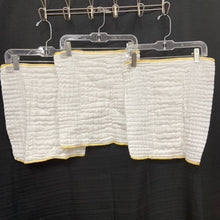 Load image into Gallery viewer, 3pk Prefold Cloth Diapers
