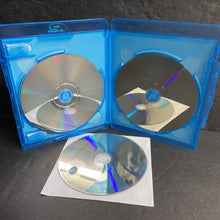 Load image into Gallery viewer, Peter Rabbit 3-Disc Blu-Ray, DVD, &amp; Bonus Disc-Movie
