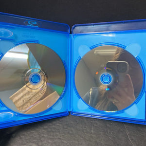 Pirates of the Caribbean Dead Men Tell No Tales 2-Disc Blu-Ray & DVD-Movie