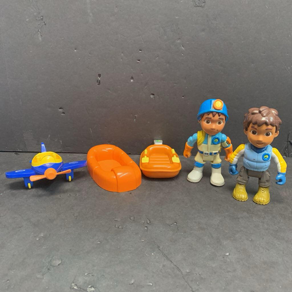 5pc Vehicles & Figures Set