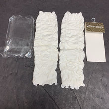 Load image into Gallery viewer, Girls Ruffle Leg Warmers (NEW) (Wrapables)
