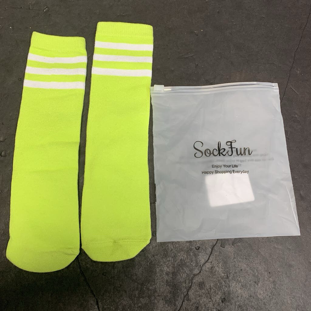 Girls Striped Knee High Socks (NEW) (Sock Fun)