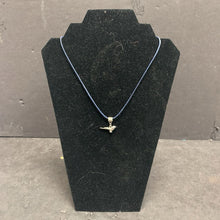Load image into Gallery viewer, Bird Necklace

