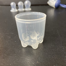 Load image into Gallery viewer, Silicone Feeding Teether (Bessentials)
