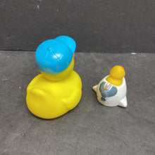 Load image into Gallery viewer, 2pk Bath Ducks
