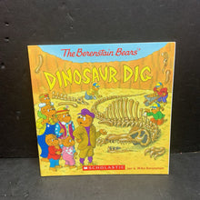 Load image into Gallery viewer, The Berenstain Bears' Dinosaur Dig (Jan &amp; Mike Berenstain) -character educational paperback
