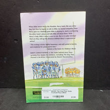 Load image into Gallery viewer, The Dog That Stole Football Plays (Matt Christopher) (Sports) -chapter paperback

