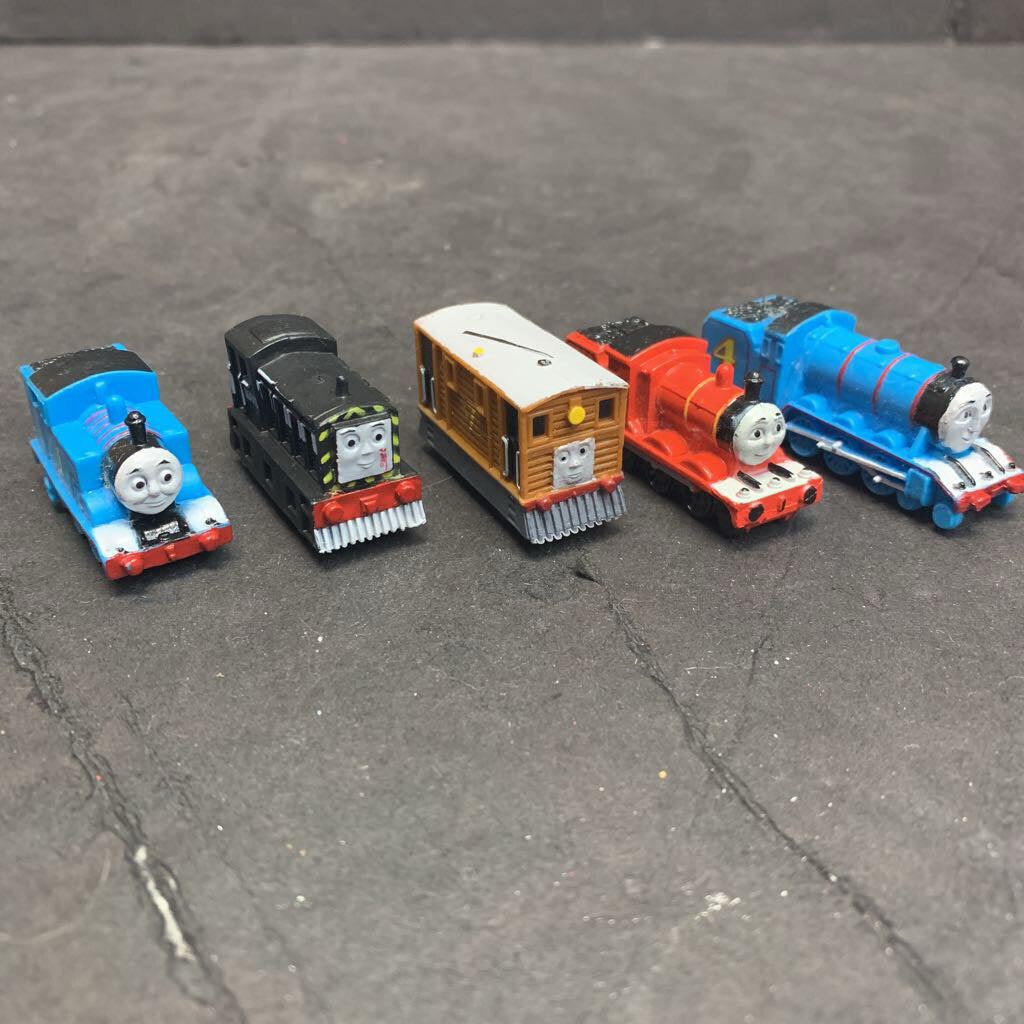 5pc Cake Topper Trains