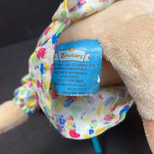 Load image into Gallery viewer, "If You Give A Pig A Party" Book Buddy Pig Plush (Laura Numeroff)
