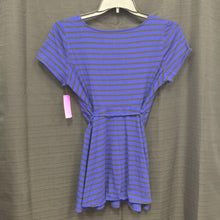 Load image into Gallery viewer, Striped Top

