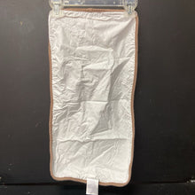 Load image into Gallery viewer, Nursery Sheet Saver Pad
