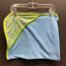 Load image into Gallery viewer, Hooded Infant Bath Towel
