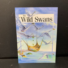 Load image into Gallery viewer, The Wild Swans (Isabel Fonte) (Fairy Tale) (Weekly Reader Corporation) -reader paperback
