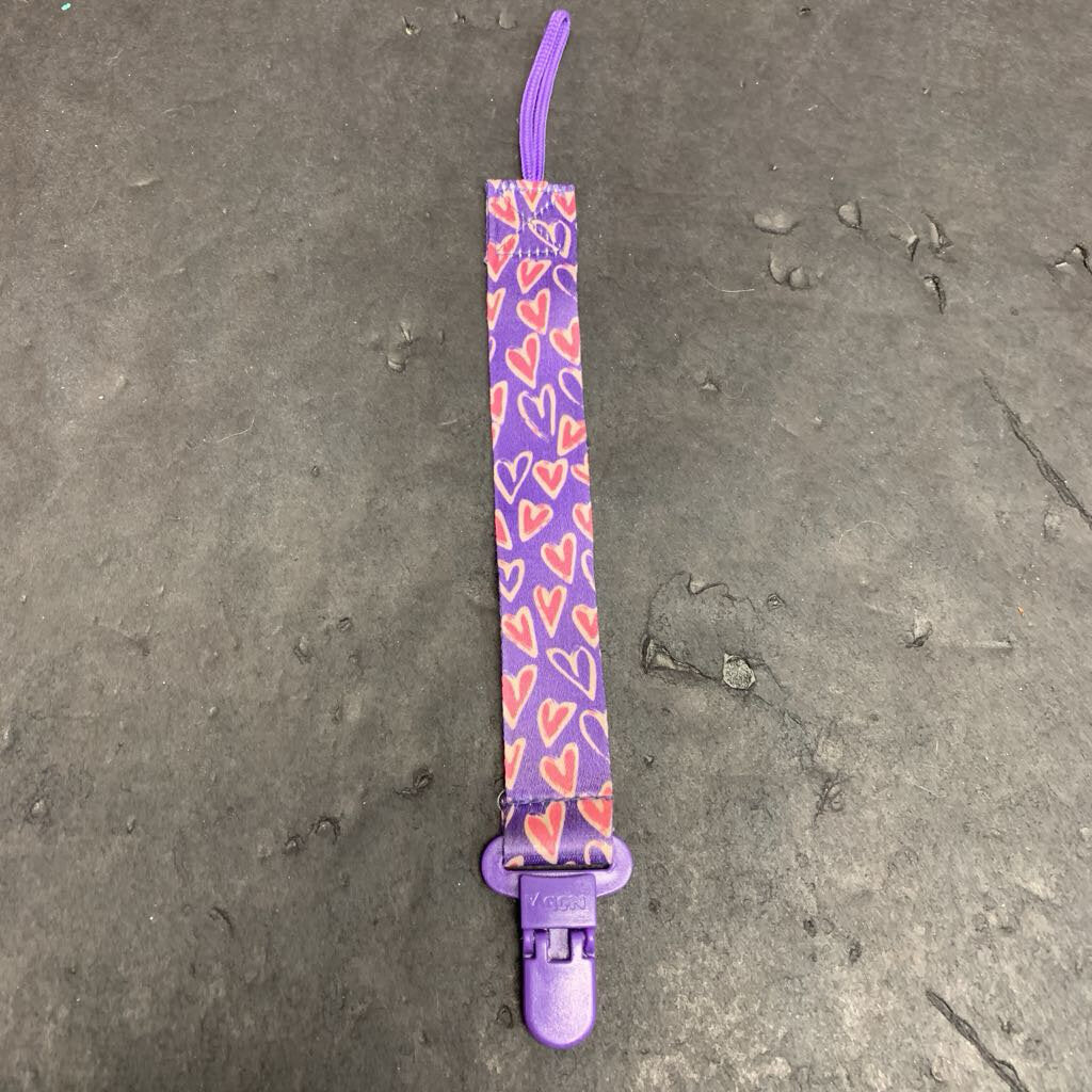 Heart Pacifier Clip
