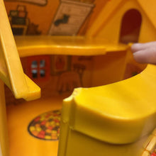 Load image into Gallery viewer, Weebles Playhouse 1973 Vintage Collectible

