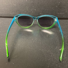 Load image into Gallery viewer, Girls Sunglasses
