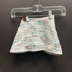 Flower Bib