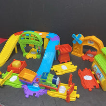 Load image into Gallery viewer, Railway Pals Destination Discovery Train Track Set Battery Operated
