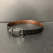 Load image into Gallery viewer, Boys Reversible Leather Belt
