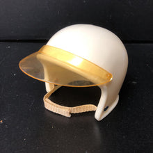 Load image into Gallery viewer, Helmet for 18" Doll
