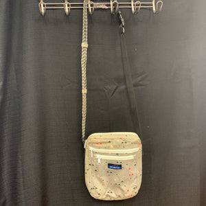 Triangle Pattern Keepalong Crossbody Bag (Kavu)