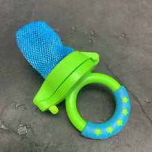 Load image into Gallery viewer, Fresh Food Mesh Feeder Teether
