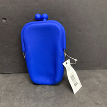 Load image into Gallery viewer, Silicone Pouch Bags (NEW) (Femina)
