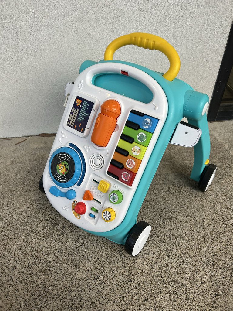 Musical mix 'n roll 4-in-1 push walker activity center