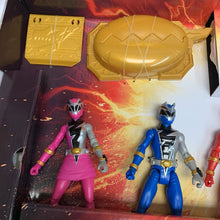Load image into Gallery viewer, 5pk Dino Fury Battle Attackers Ranger Team w/Accessories (NEW)
