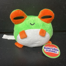 Load image into Gallery viewer, Reversible Tree Frog Plush (NEW) (Teeturtle)
