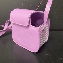 Load image into Gallery viewer, Chevron Mini 7 Camera Case Bag

