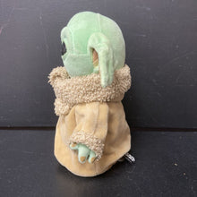 Load image into Gallery viewer, Grogu Plush
