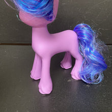 Load image into Gallery viewer, Izzy Moonbow Pony
