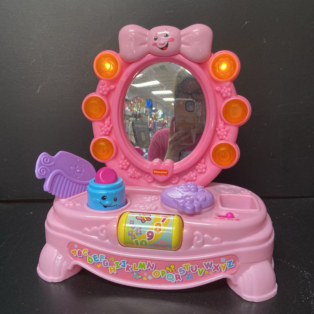 Magical Musical Mirror w/Accessories Battery Operated