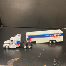 Load image into Gallery viewer, Richard Petty STP NASCAR Racing Champions Diecast Truck &amp; Trailer 1991 Vintage Collectible

