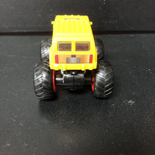 Load image into Gallery viewer, Pull Back Monster Truck
