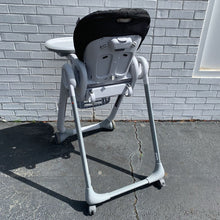 Load image into Gallery viewer, 5-in-1 Polly Progress Highchair
