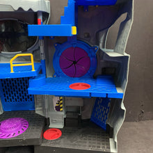 Load image into Gallery viewer, Imaginext DC Super Friends Transforming Batcave
