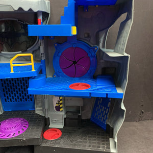 Imaginext DC Super Friends Transforming Batcave