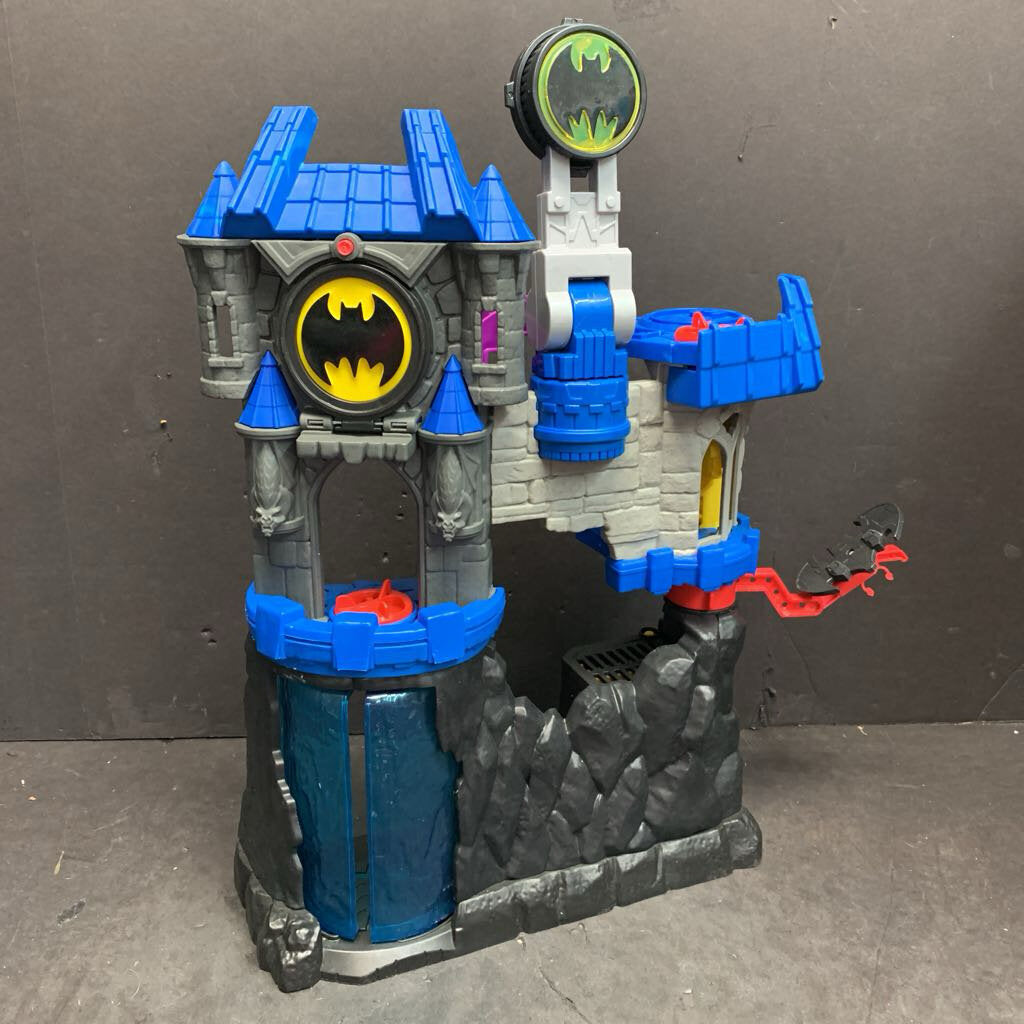 Imaginext Wayne Manor Batman Batcave Battery Operated