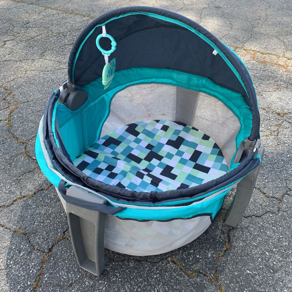 On the Go Baby Dome Bassinet
